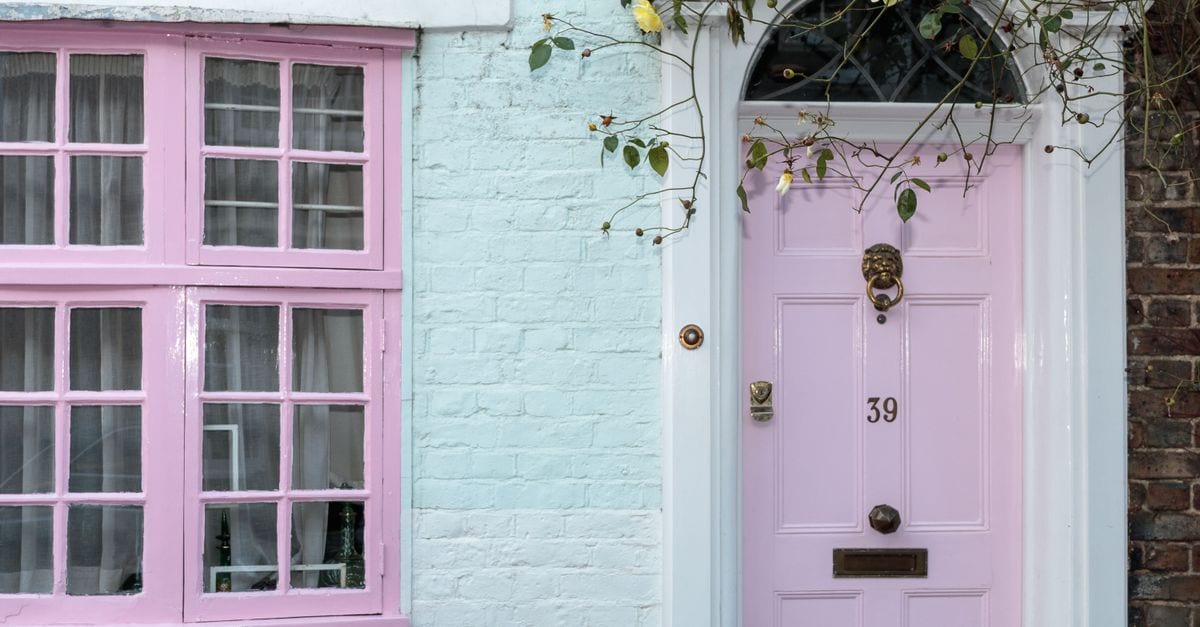 Exterior painting on a weatherboard home